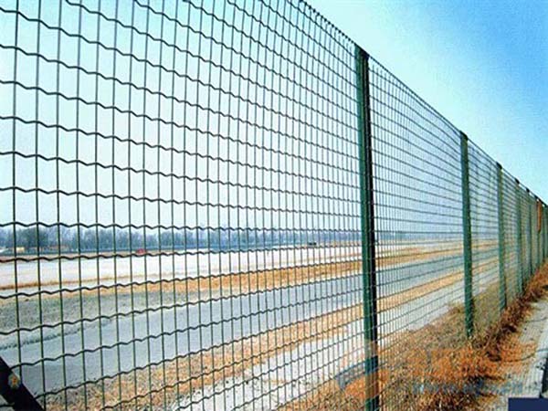湖州供应防护网围栏网公司